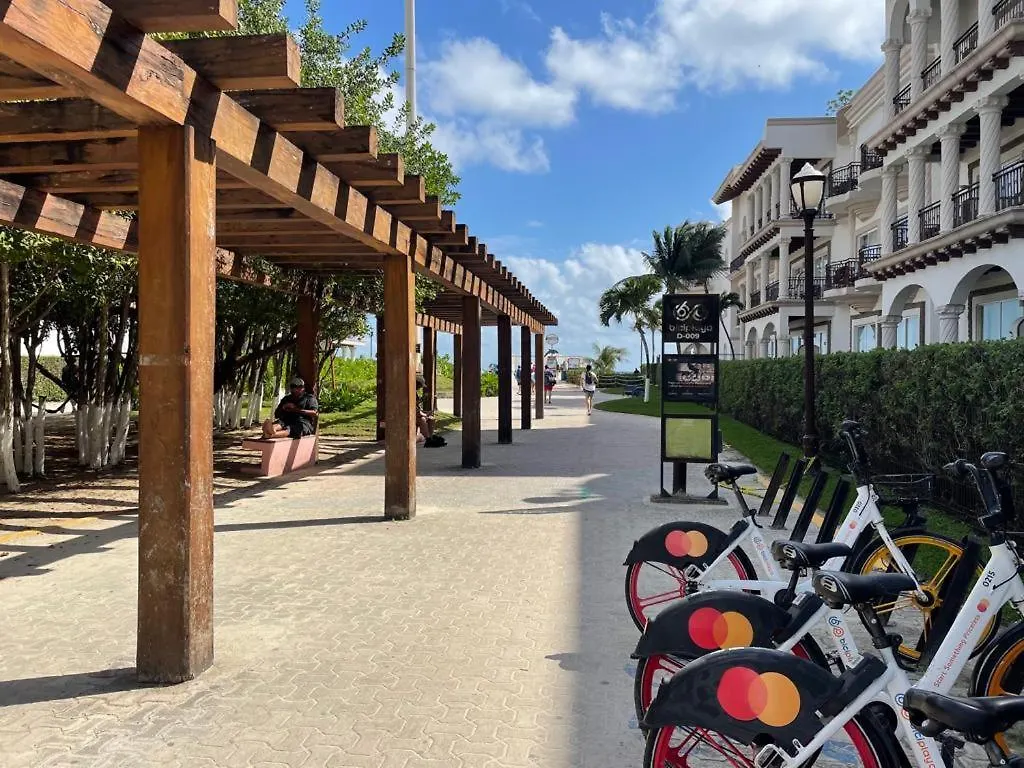 One Paralia By Andiani Playa del Carmen 0*,
