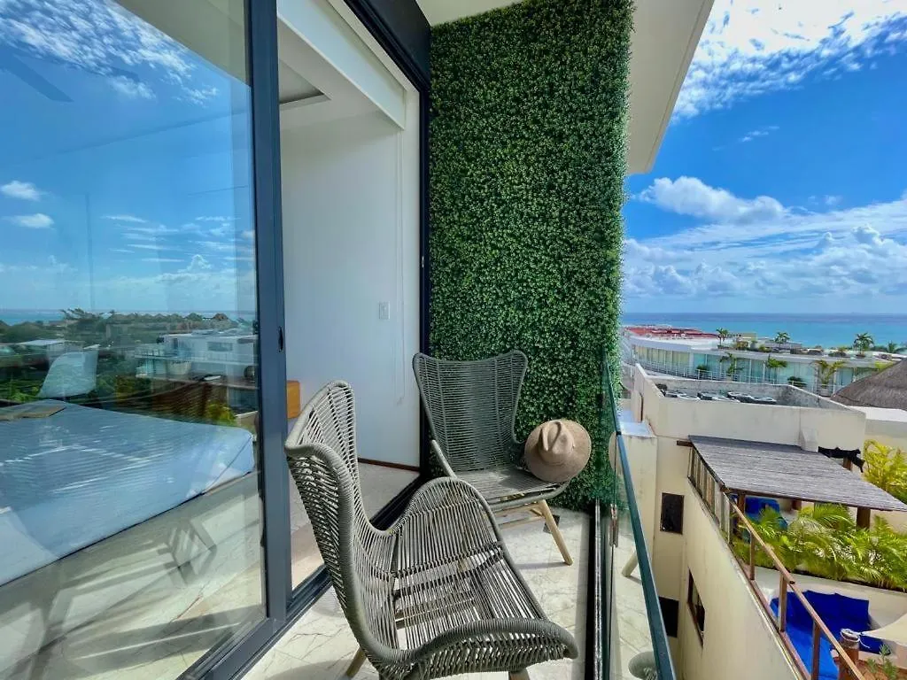 One Paralia By Andiani Playa del Carmen Apartament